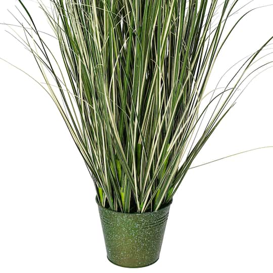 Artificial Native Green Grass in Iron Pot